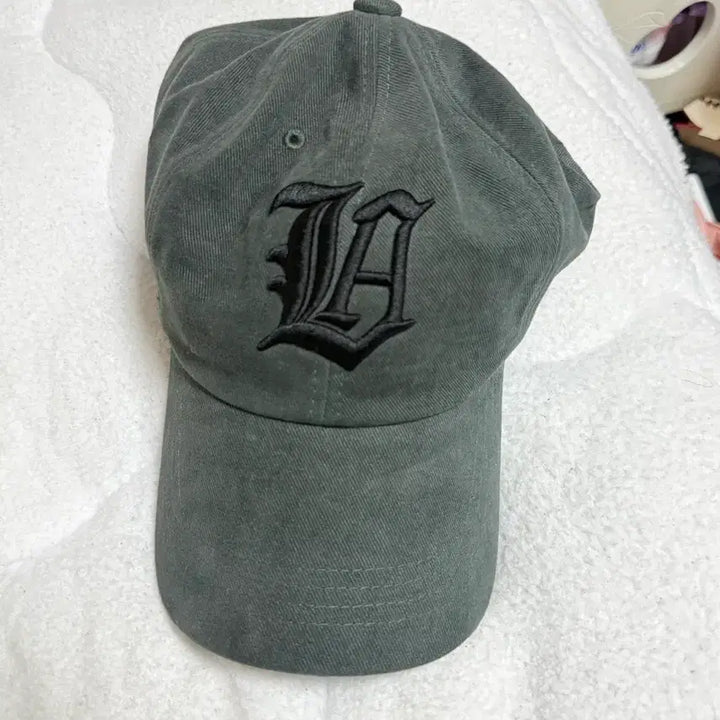 [BUNJANG] Lin Avenue Charcoal Ball Cap / 린에비뉴 볼캡 챠콜 차콜