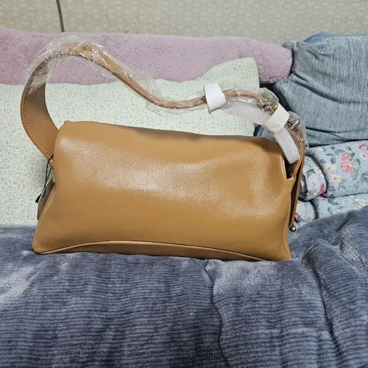 [BUNJANG] Loeuvre Tote Bag / 루에브르 토드백