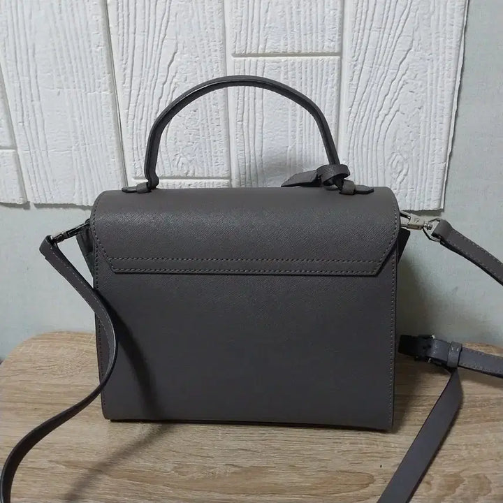 [BUNJANG] Lovecat Tote &amp; Cross Bag (New) / 러브캣 토트 &amp;크로스백 (새가방)