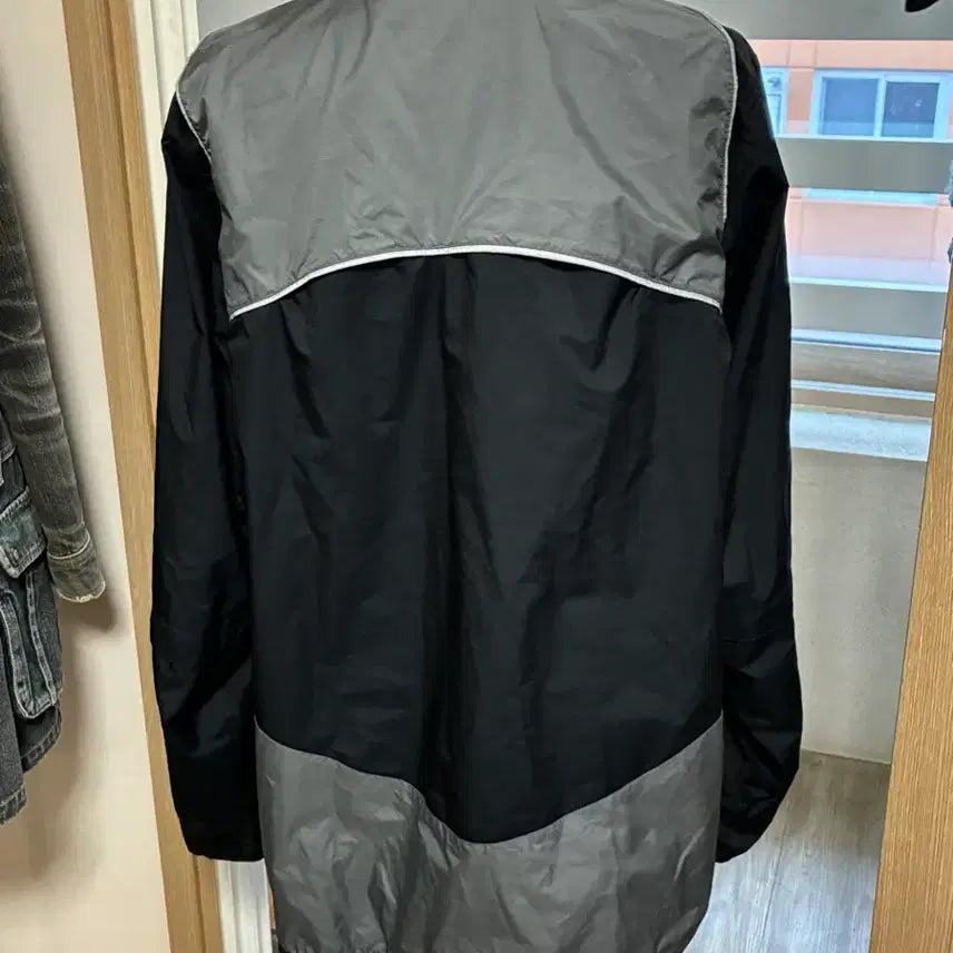 [BUNJANG] Nike Black Windbreaker Jacket / 나이키 블랙 바람막이 자켓