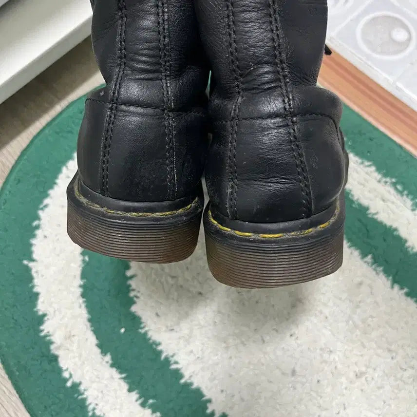[BUNJANG] Dr. Martens 8-Eye Boots UK 4 / 닥터마틴 8홀 uk4