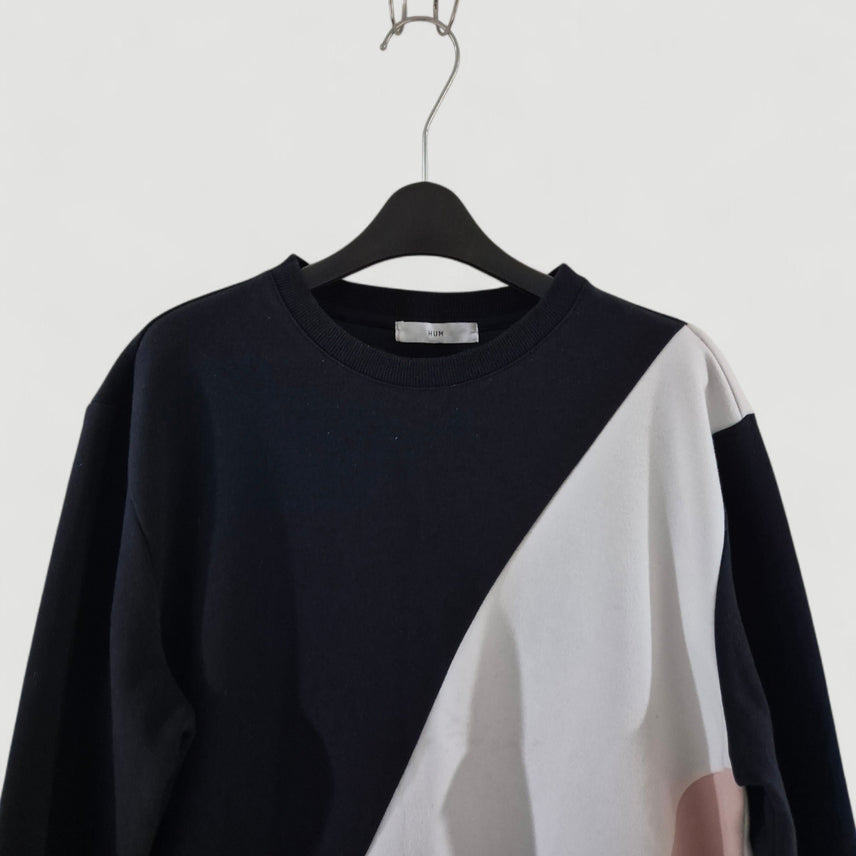 [BUNJANG] HUM Spandex Sweatshirt Size 105 / [105]HUM 스판 맨투맨