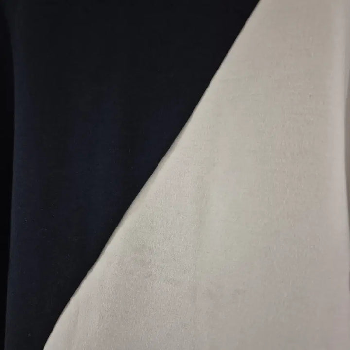 [BUNJANG] HUM Spandex Sweatshirt Size 105 / [105]HUM 스판 맨투맨