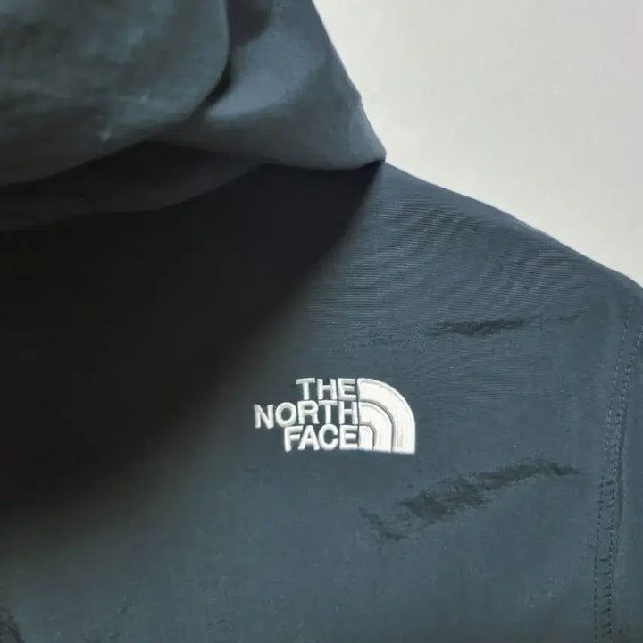 [BUNJANG] The North Face Anorak Windbreaker Jacket / 남성M 노스페이스 블랙 검정 우븐 아노락 바람막이 트레이닝복 고프코어