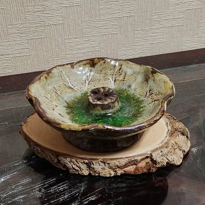[SOLD OUT] 예쁜 꽃문양 도자기 향꽂이