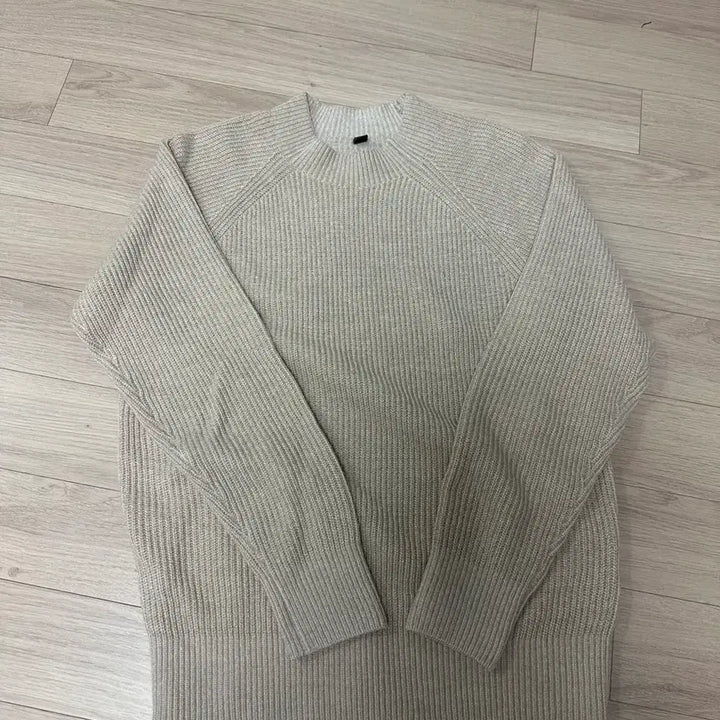 [BUNJANG] Uniqlo Knit M / 유니클로 니트 M