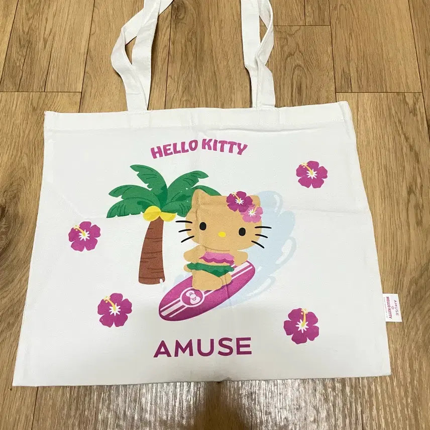 [SOLD OUT] 산리오 헬로키티 어뮤즈 태닝키티 에코백 키티가방