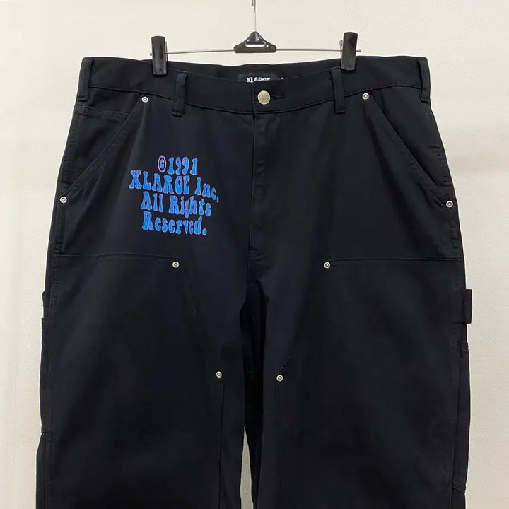 [SOLD OUT] <36> 엑스라지 자수패치 더블니 카펜터 워크 팬츠