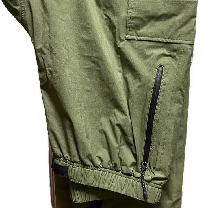[BUNJANG] Gramicci Pertex Nylon Cargo Pants / 그라미치 퍼텍스 나일론 팬츠