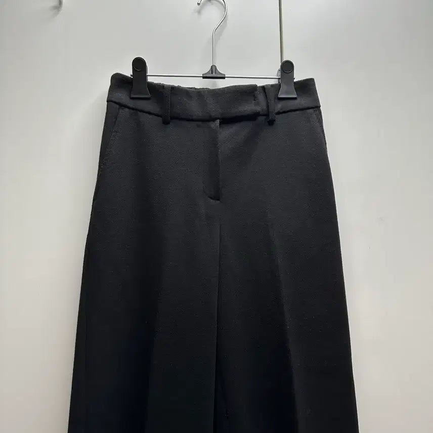 [BUNJANG] Basic Black Semi-Slim Slacks / 블랙 기본 슬랙스 세미