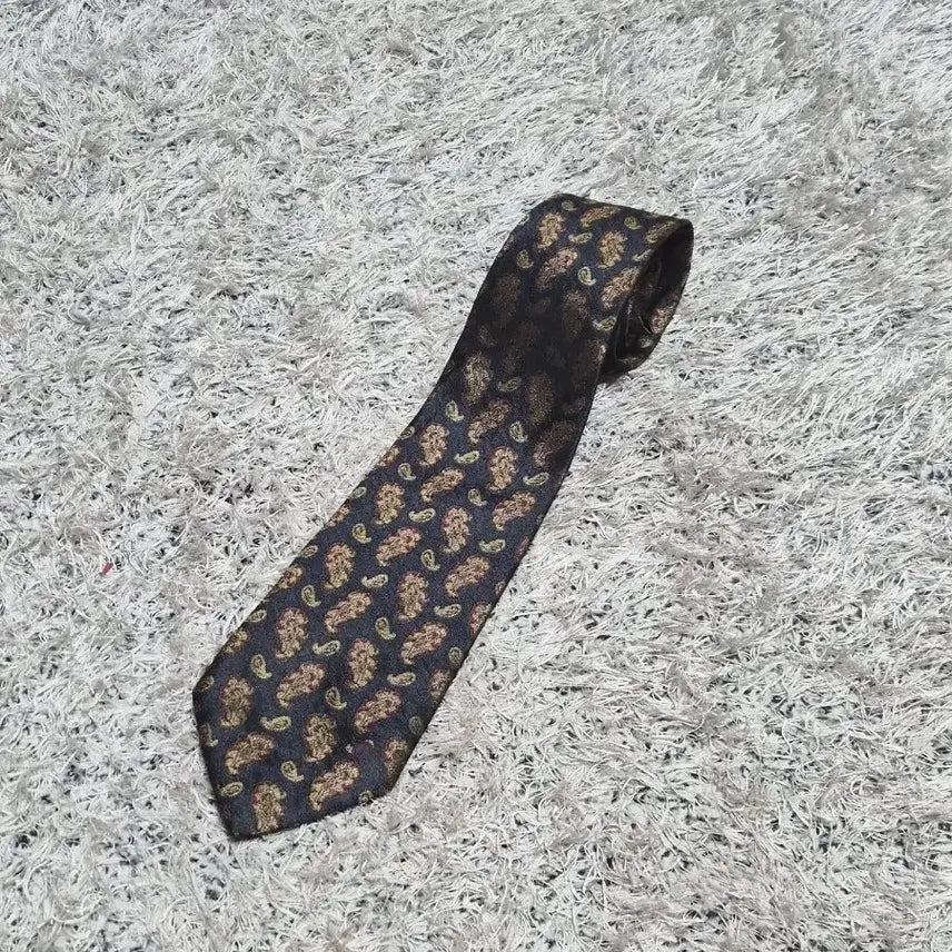 [BUNJANG] Dunhill Paisley Pattern Necktie / 던힐Dunhill 페이즐리 패턴 넥타이 Free - N45