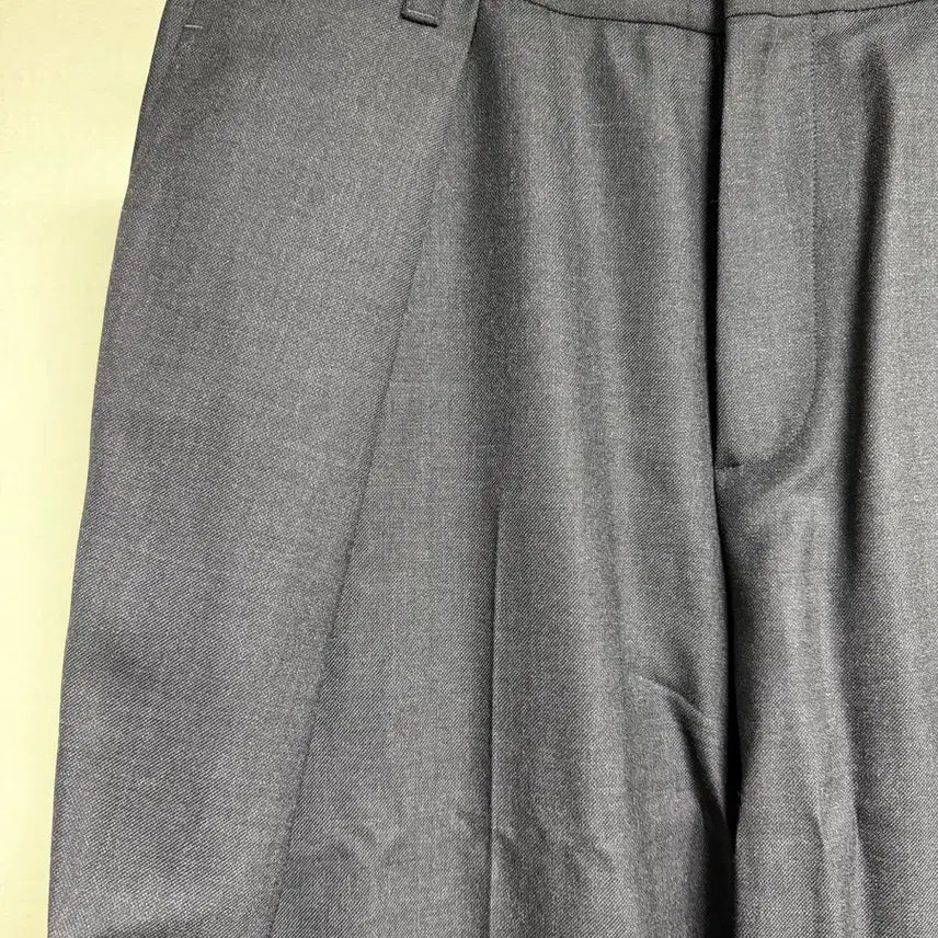 [BUNJANG] Ader Error Significant BK Tag Slacks Grey / [L] 아더에러 시그니피컨트 BK 태그 슬랙스 03 그레이