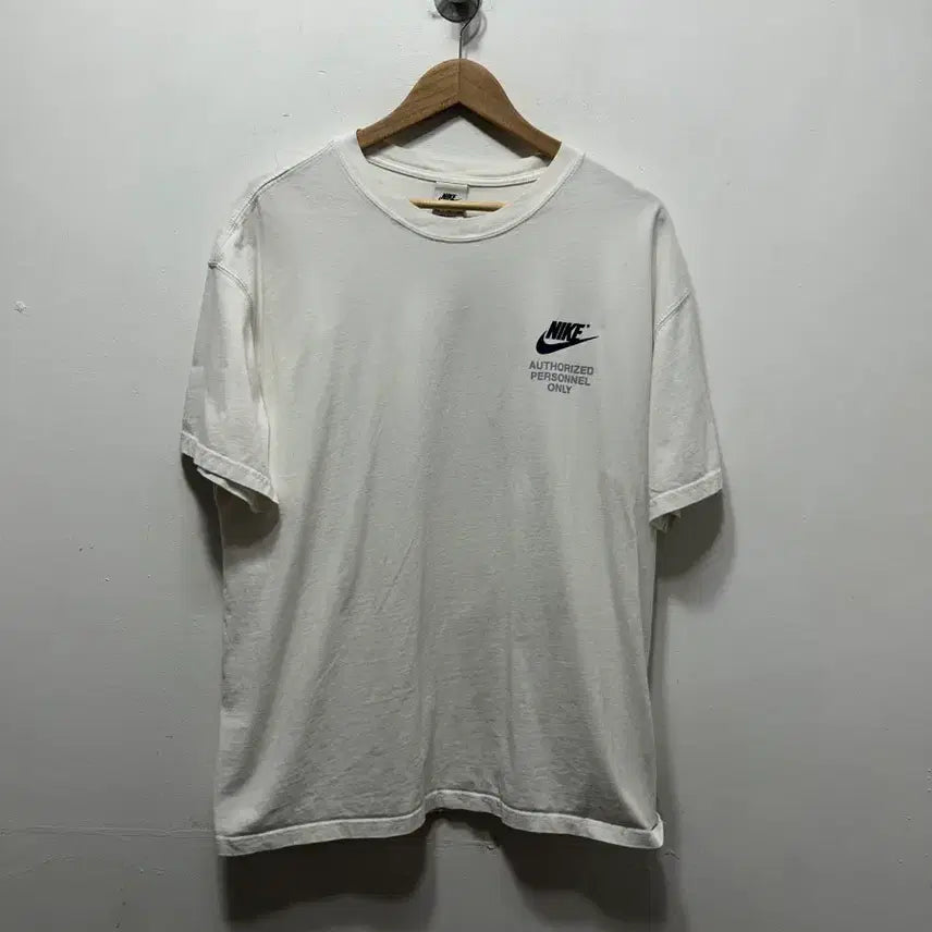 [BUNJANG] Nike White Authorized T-Shirt (Size 110) / 나이키 흰색 Authorized 티셔츠 110