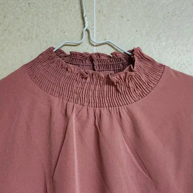 [BUNJANG] Shirring Blouse 66 - New / 셔링 블라우스 66ㅡ새상품
