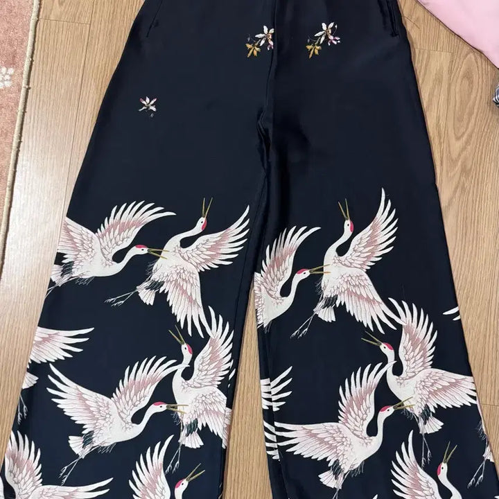 [BUNJANG] ZARA Black Slacks with Crane Print / 일본자라 블랙 슬랙스