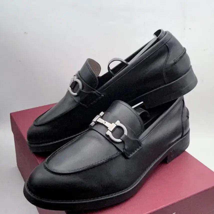 [SOLD OUT] 정품)페라가모255