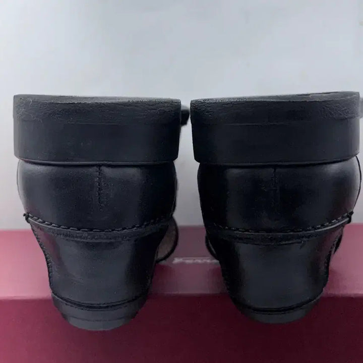 [SOLD OUT] 정품)페라가모255
