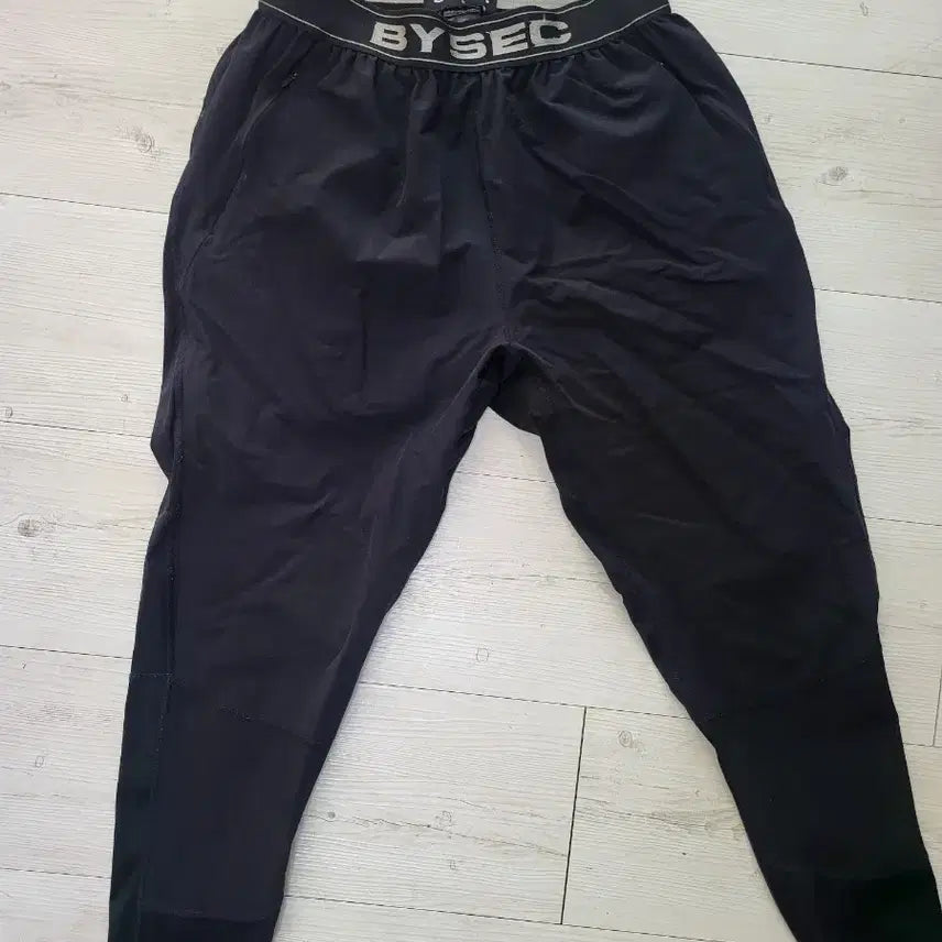 [BUNJANG] Vaieejac Black Training Pants / 바이젝 블랙 트레이닝 팬츠