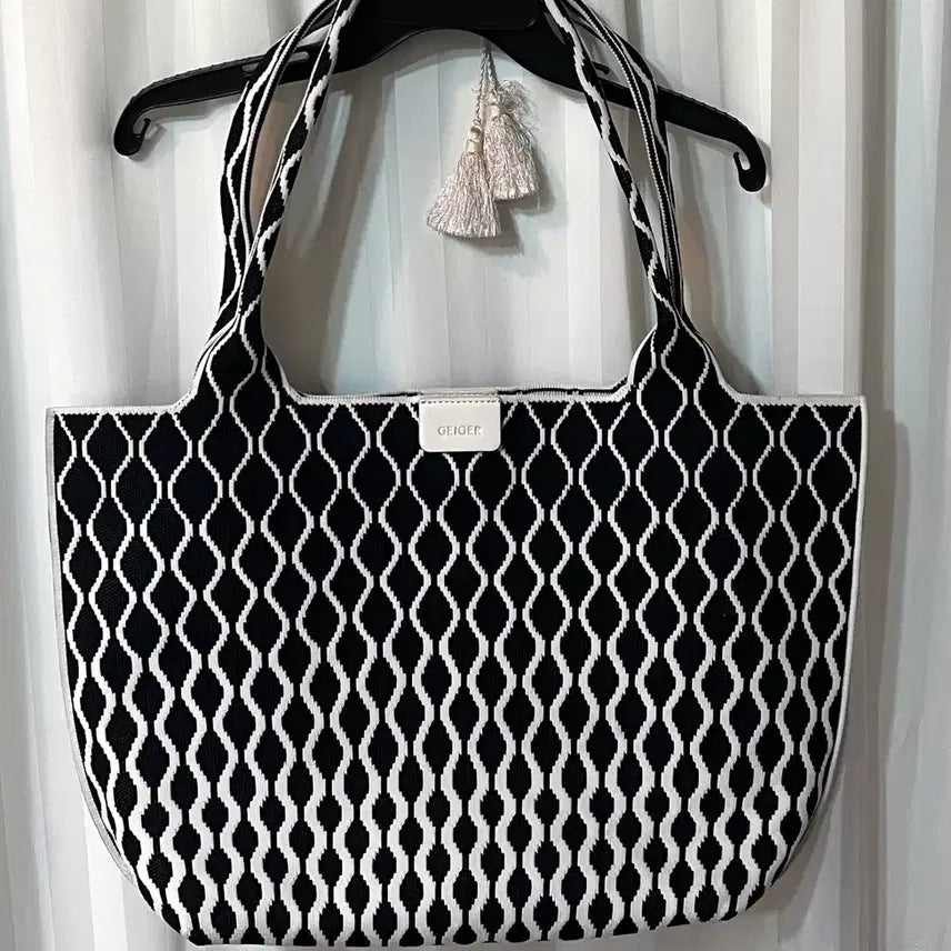 [BUNJANG] Geiger Knit Shoulder Bag / (새상품) 가이거 블랙 니트 숄더백 가방