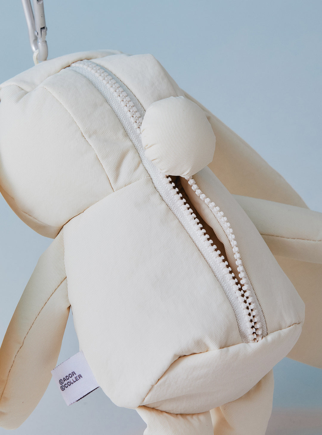 NJ x Coller Rabbit Pouch (WHITE)