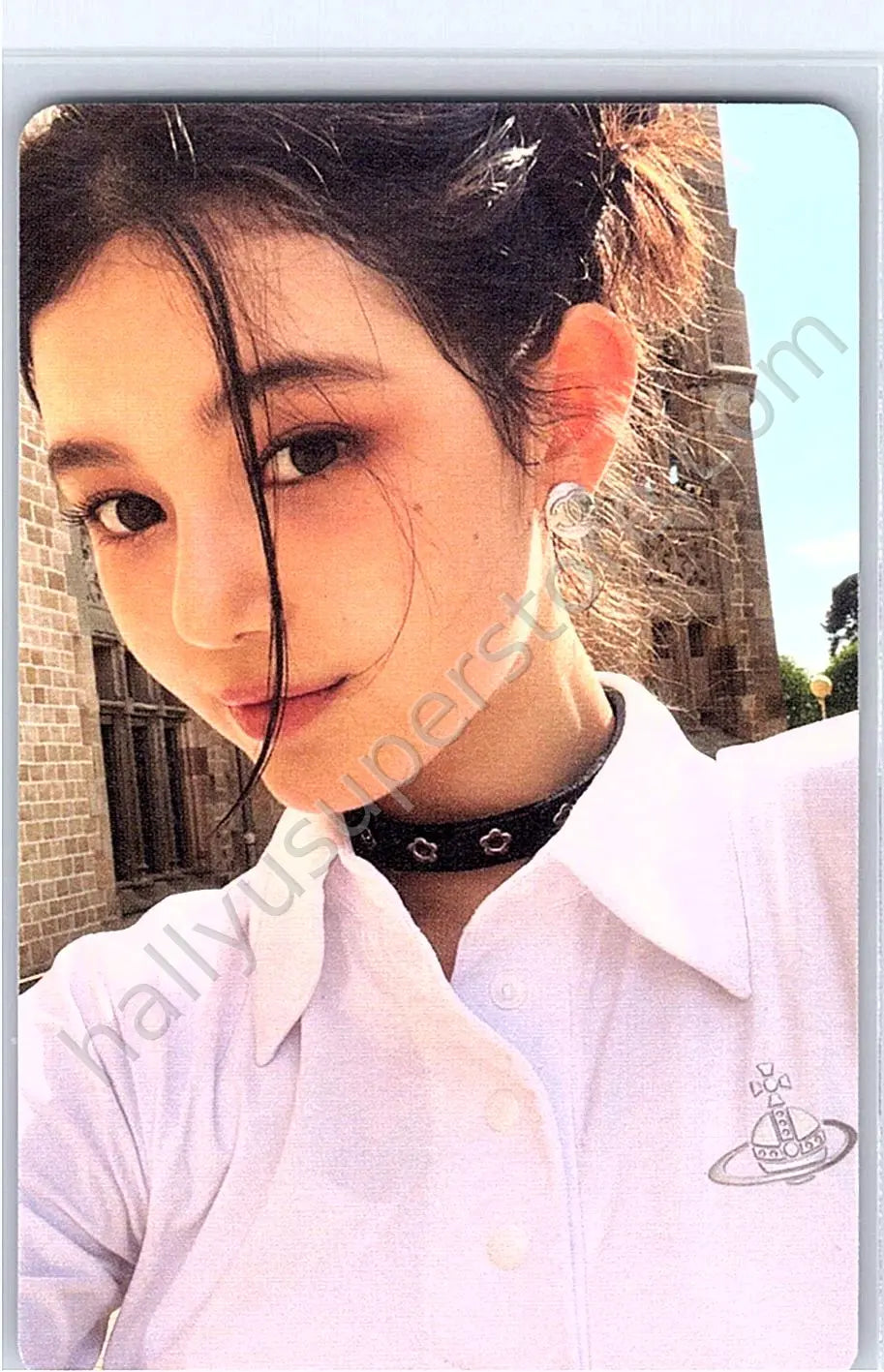 NewJeans - Danielle - NewJeans 1st EP “New Jeans” album photocard B version version 1 weverse album version