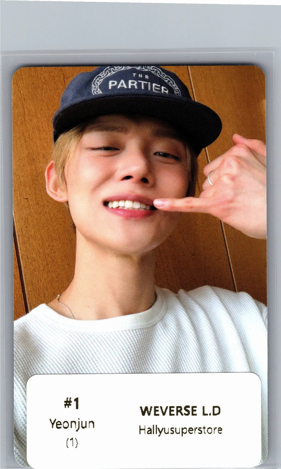 YEONJUN (of TXT) "NO LABELS: PART 02" - Weverse Shop Lucky Draw Event Photocard [26.07.13]