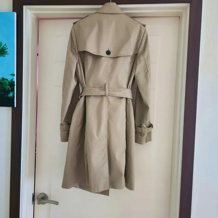 [BUNJANG] BCBG Beige Trench Coat (Size 66) / BCBG 베이지 트렌치 코트66