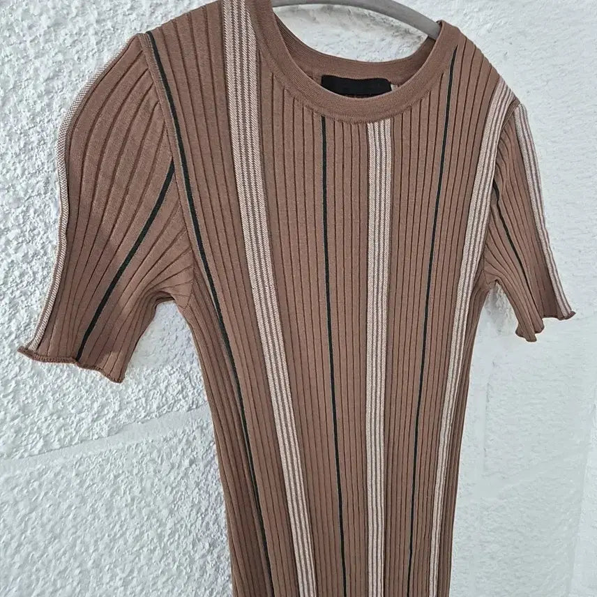 [BUNJANG] Vov Striped Knit Long Dress / 보브vov 골지 스트라이프 반팔 니트 롱 원피스