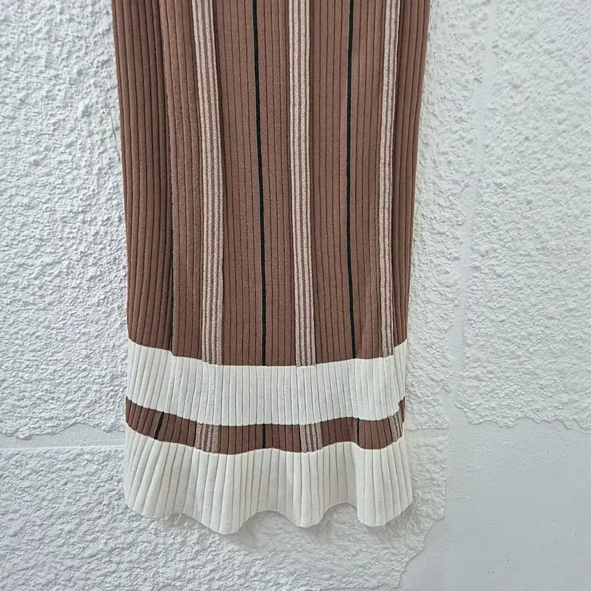 [BUNJANG] Vov Striped Knit Long Dress / 보브vov 골지 스트라이프 반팔 니트 롱 원피스