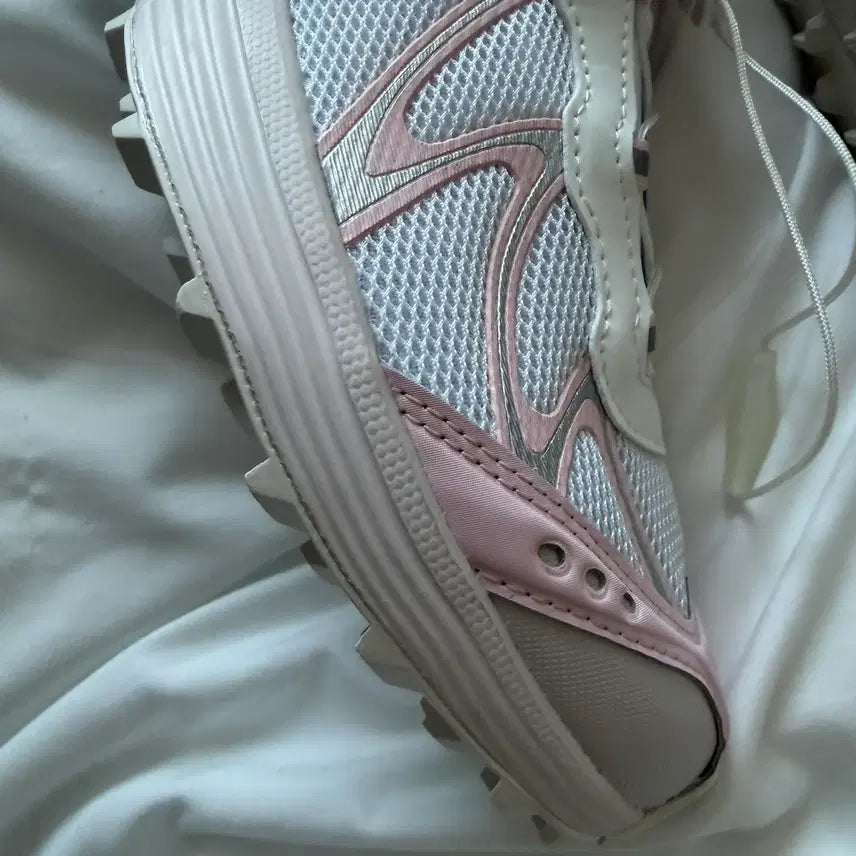 [BUNJANG] Salomon x Beaker XT Whisper Sneakers / 새상품 :) 살로몬 x 비이커 XT 위스퍼 240