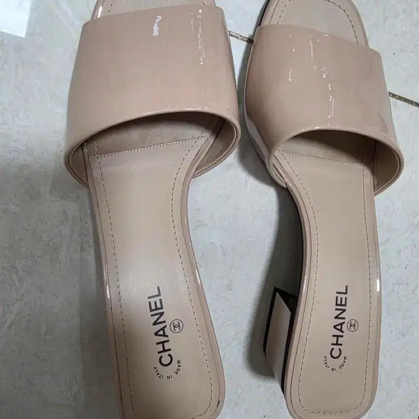 [BUNJANG] Chanel Enamel Sandals / 샤넬 에나멜 샌들