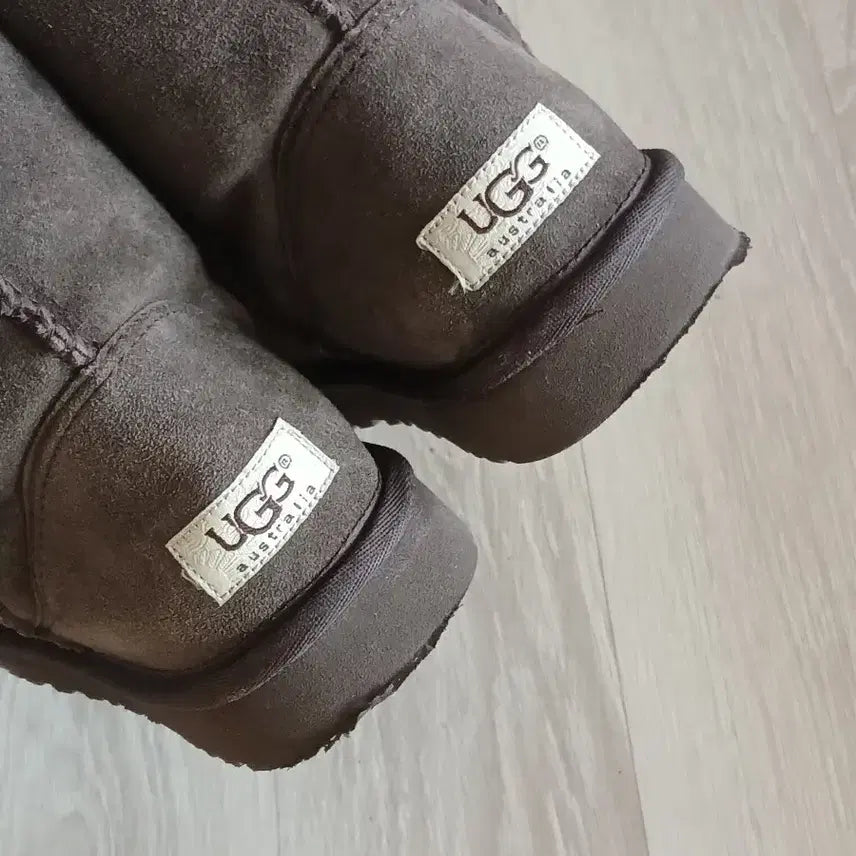 [BUNJANG] UGG 어그 다크브라운 클래식 / UGG 어그 다크브라운 클래식