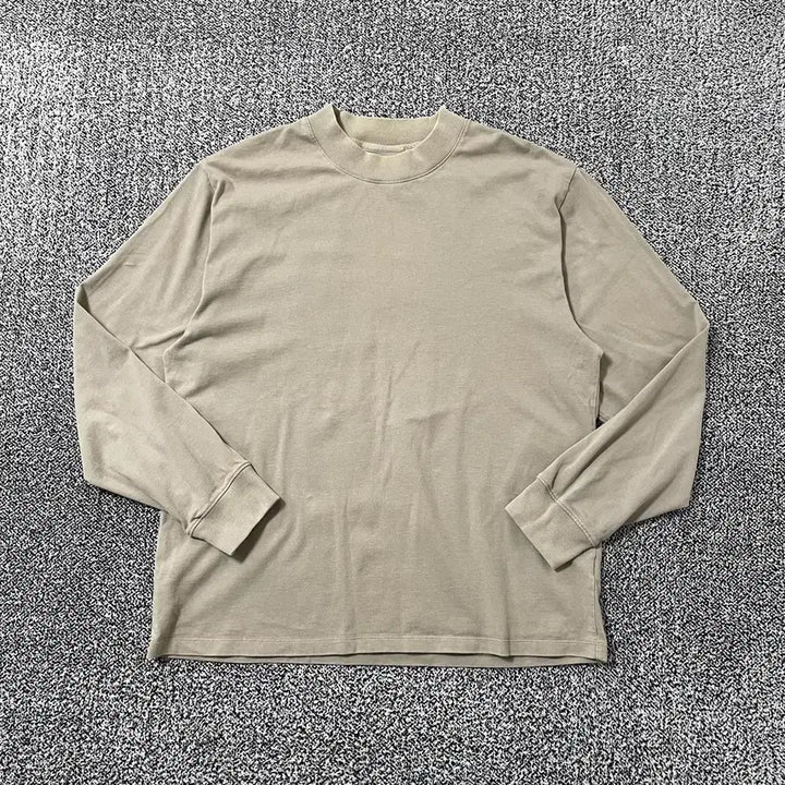 [BUNJANG] Fear of God Essentials Long Sleeve T-Shirt Oatmeal Taupe Vintage / 빈티지9. 피어오브갓 에센셜 롱 슬리브 긴팔 티셔츠 맨투맨 오트밀 토프