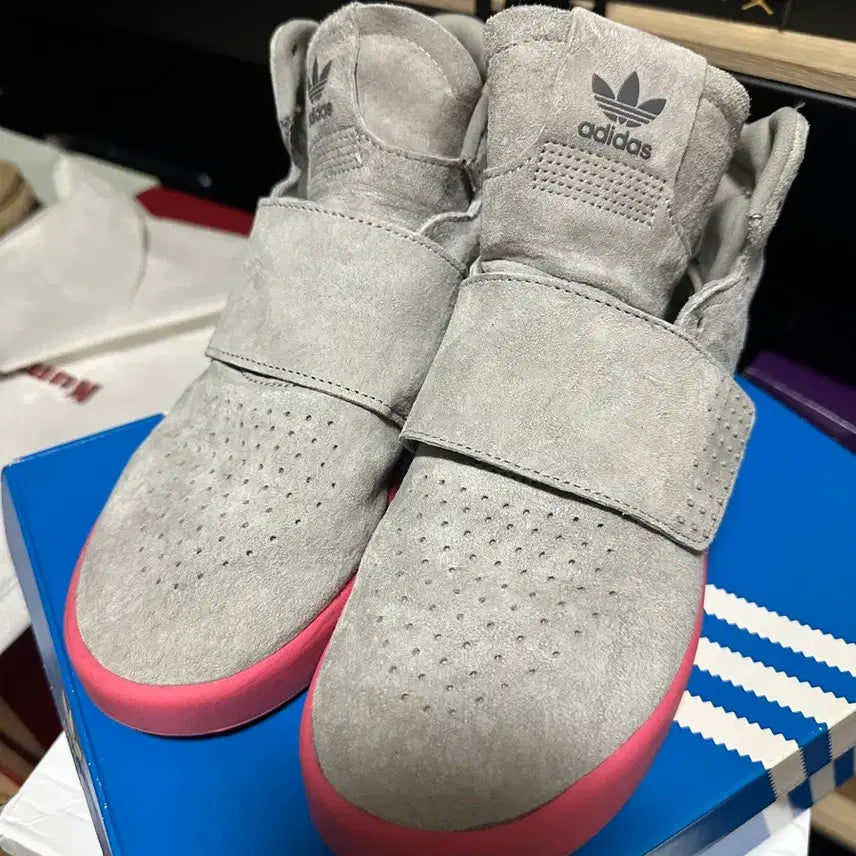 [BUNJANG] Adidas Suede Sneakers 240 / 아디다스 스웨이드 운동화 240