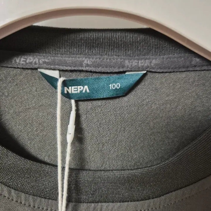 [BUNJANG] Nepa Long-Sleeve T-Shirt Size L / 네파 긴팔 티셔츠L사이즈