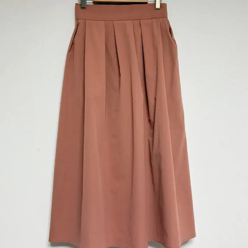 [SOLD OUT] 인디핑크 바스락 면 플레어 롱스커트 뒤밴딩/주머니 새상품