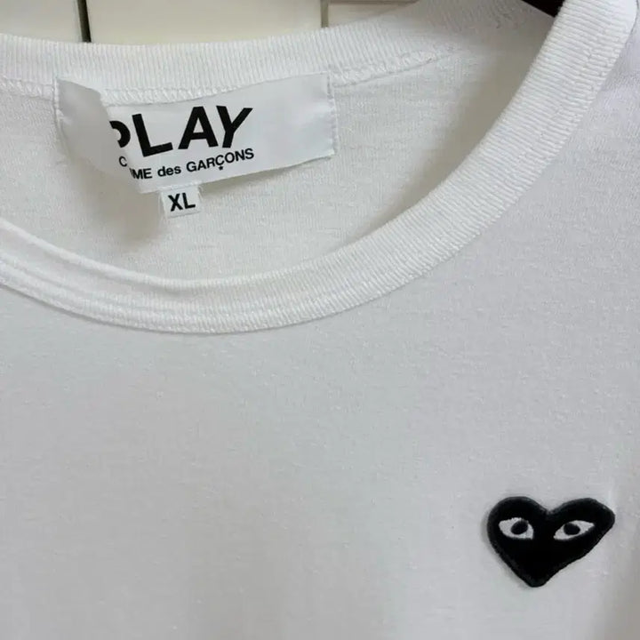 [SOLD OUT] 꼼데가르송 플레이 하트 로고 반팔티 XL 정품