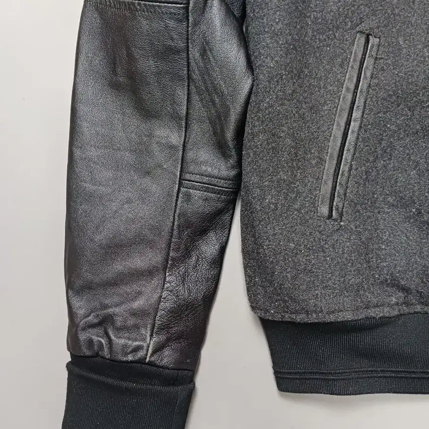 [BUNJANG] W PLUS 7 Arise Stadium Jacket - Gray (Size L) / [L] 와이플러스세븐 pss9 Arise 스타디움 자켓 그레이