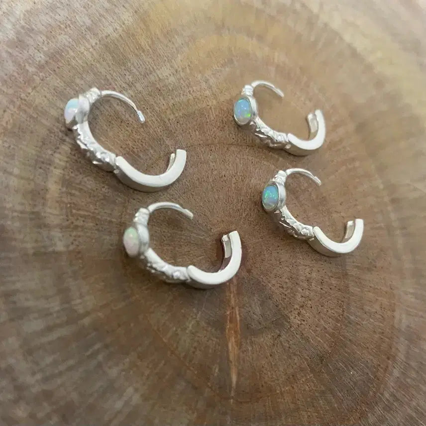 [BUNJANG] S925 Silver Opal Birthstone Earrings / 탄생석 10월, S925 실버, 오팔 원석, 원터치 링 은 귀걸이