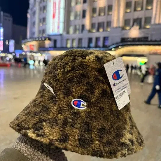 [BUNJANG] Champion Leopard Bucket Hat / 챔피온 부클 레오파드 버킷햇