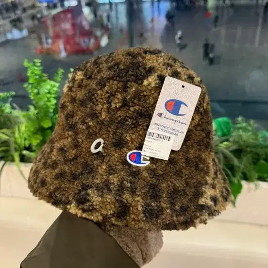 [BUNJANG] Champion Leopard Bucket Hat / 챔피온 부클 레오파드 버킷햇