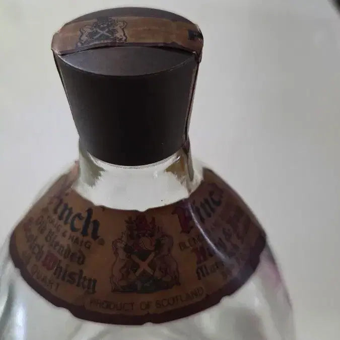 [BUNJANG] Pinch Scotch Whisky 1960s Old Bottle Empty Interior Decor / Pinch (딤플) 스카치 위스키 1960년대 올드바틀 빈 병 인테리어용
