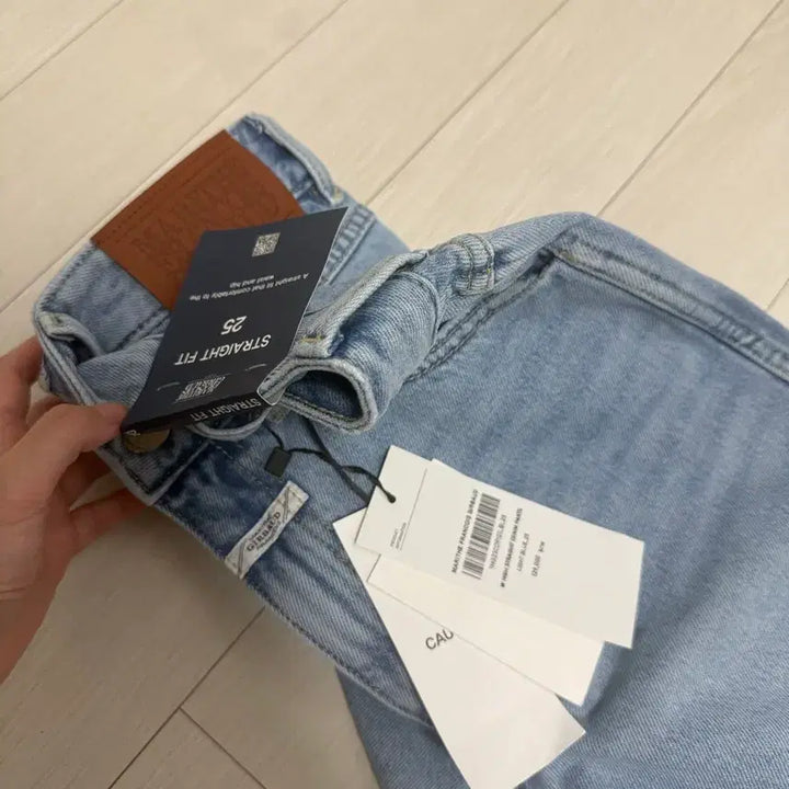 [SOLD OUT] 마리떼프랑스와저버(데님팬츠 라이트블루 25사이즈)