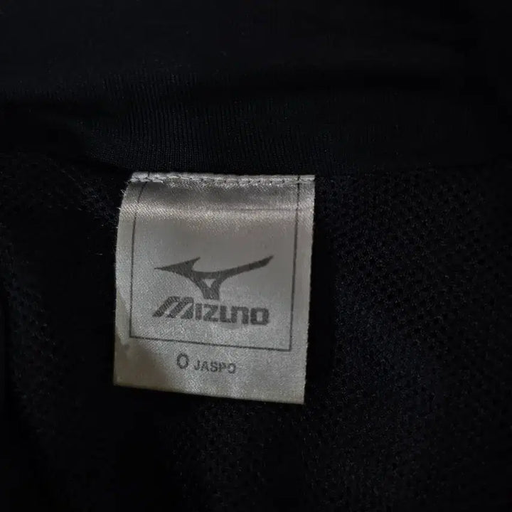 [BUNJANG] Mizuno Black Windbreaker Jacket / 미즈노 블랙 바람막이 자켓 블루 포인트
