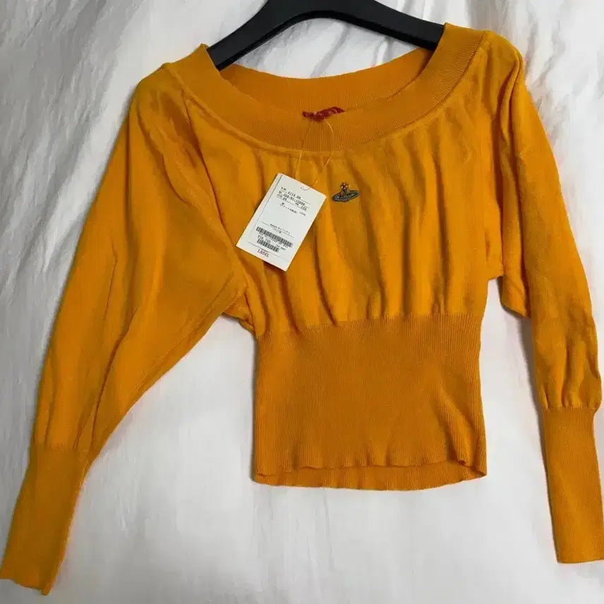 [SOLD OUT] 비비안웨스트우드 니트