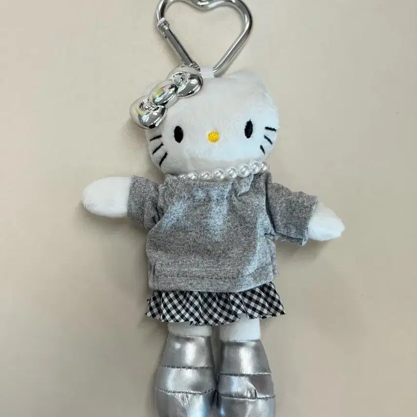 [BUNJANG] Hello Kitty Silver Long Legs Keyring / 헬로키티 실버 롱다리 키링 새상품