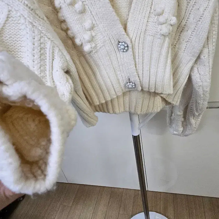[BUNJANG] ZARA Ivory Knit Cardigan / 자라 아이보리 니트 가디건