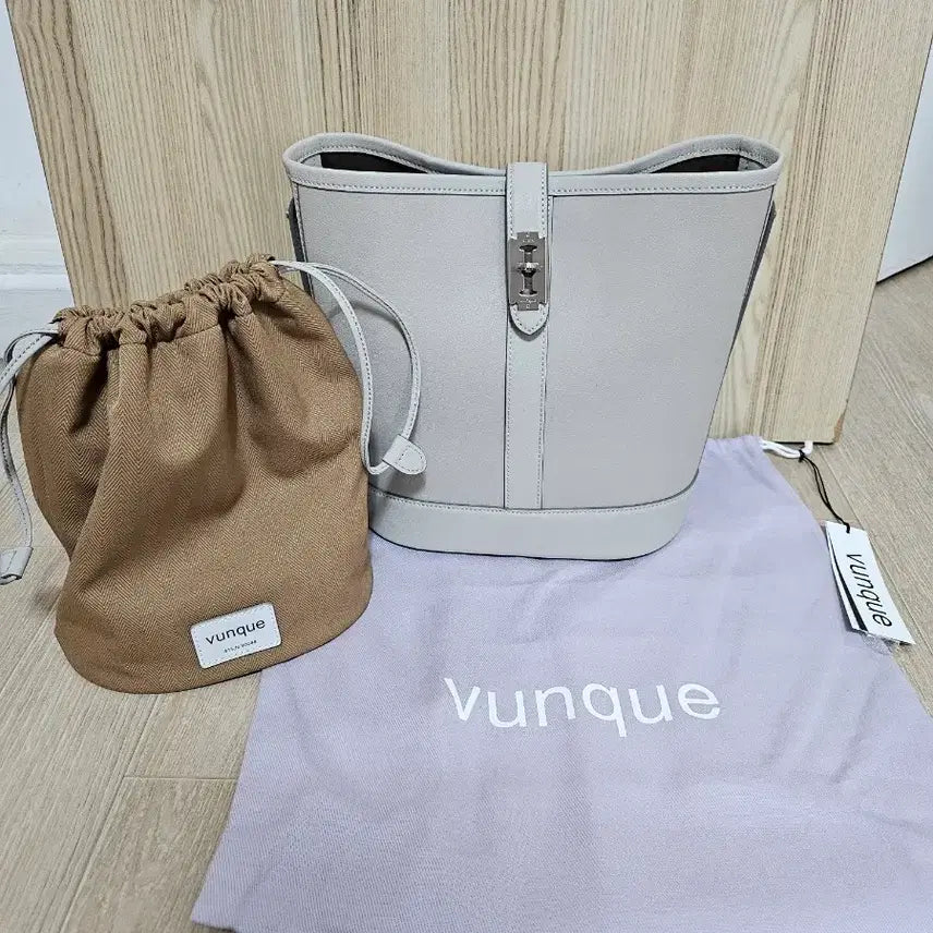 [BUNJANG] Vunque Bucket Bag / 새상품) 분크 버킷백