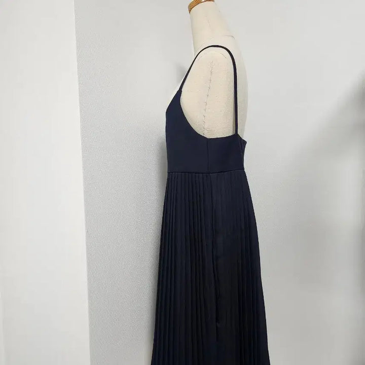 [BUNJANG] Black Pleated Long Dress Free Size / 블랙 플리츠 롱 원피스 free