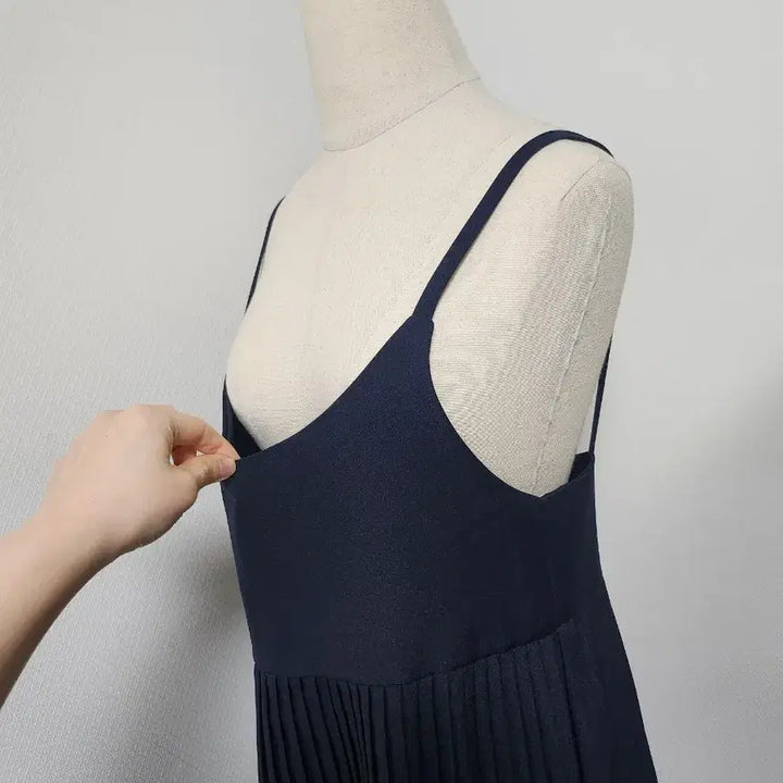 [BUNJANG] Black Pleated Long Dress Free Size / 블랙 플리츠 롱 원피스 free